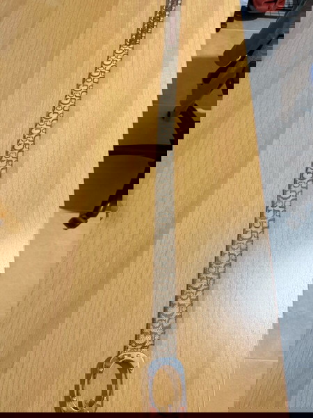 Ζώνη Guess