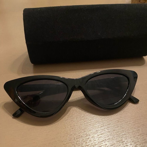 Cat Eye Regalis Sunglasses used, black
