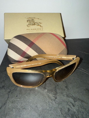 Burberry sunglasses