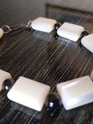 Bracelet with semi-precious stones like new, black and white