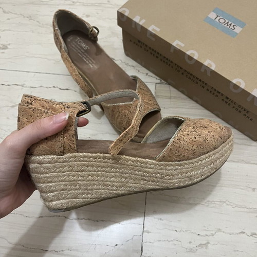 Toms high espadrilles new, beige