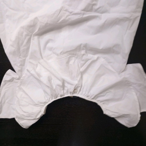 Women's white short-sleeve shirt like new