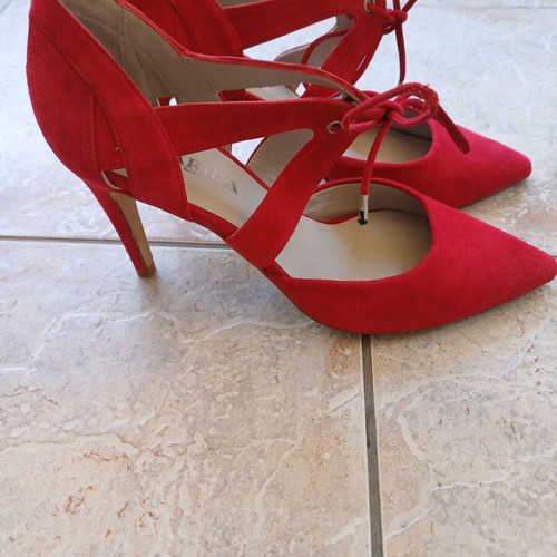 Karida heels like new, red suede leather, 9 cm heel, size 39