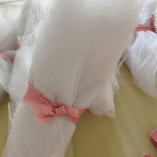 Tulle and ribbons for bombonieres, like new, pack for 70+