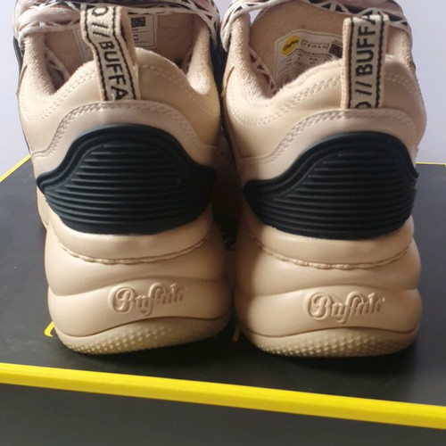 Buffalo sneaker cream/black like new, size 37