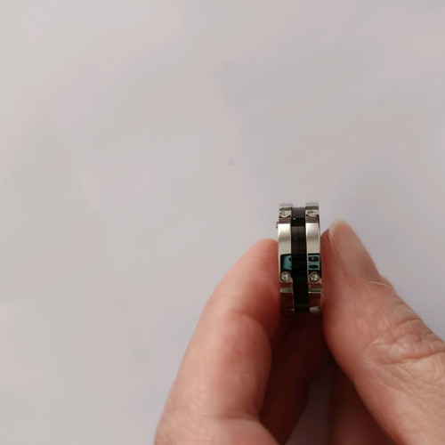 Ring black with silver like new