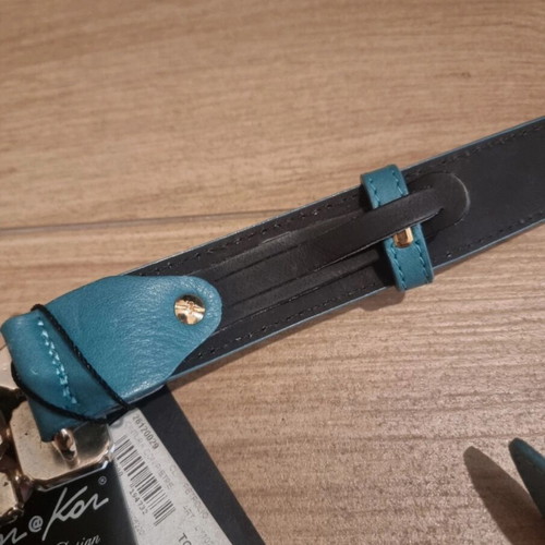 Leather belt with buckle turquoise, new, 85 cm