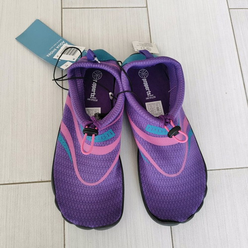 Women's beach shoes new, size 37, purple and pink