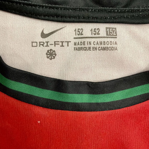 Ronaldo children's football kit, size 10 years (152)