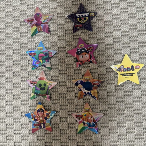Brawl Stars collection of 156 pins, magnets and album gift