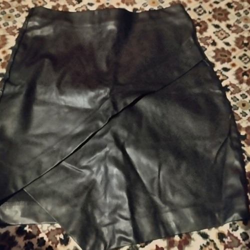 Faux leather mini skirt used, black, size XS