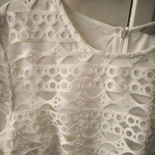 H&M white dress size L like new with zipper
