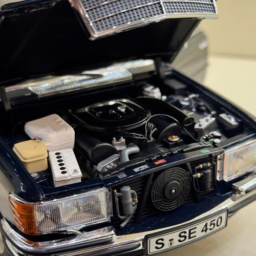 Mercedes-Benz 450 SEL 6.9 1:18 model car new by Revell