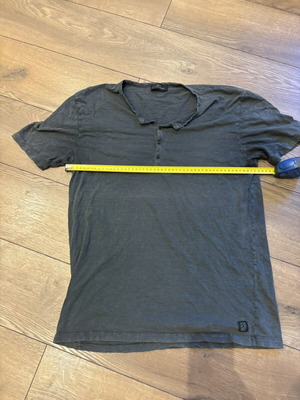 Dirty Laundry short-sleeve shirt L used, gray with small hole