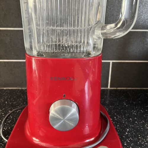 Kenwood Multi Blender like new for smoothies and ice crushing