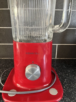 Kenwood Multi Blender like new for smoothies and ice crushing