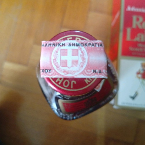 Johnnie Walker Red Label collectible bottle new vintage bottling