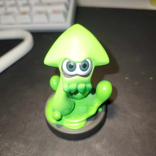 Amiibo Inkling Squid (Green) figure like new, Splatoon 1
