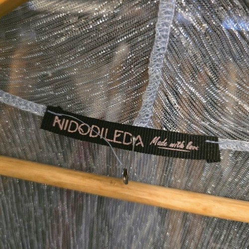 Nidodileda kimono like new, one size, blue with gold details and belt