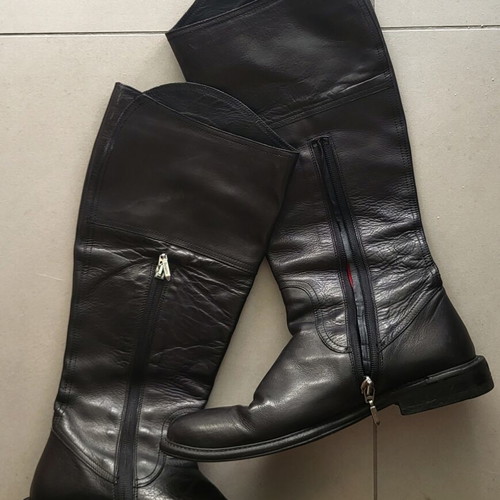 Cesare Paciotti vintage leather boots like new, black, size 37