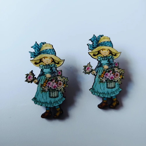 Sarah Kay wooden earrings new, blue
