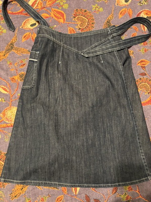 Max Mara skirt like new, blue