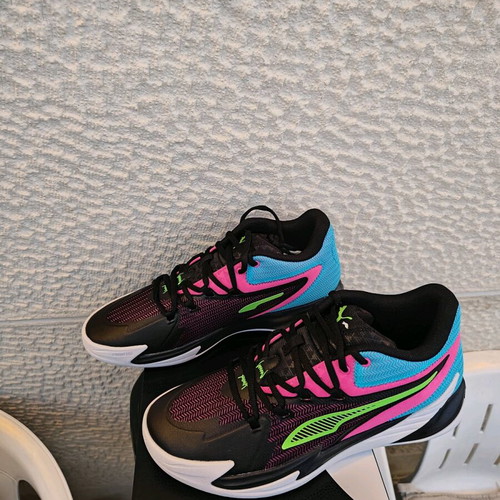 Puma Dagger basketball shoes new, athletic, size 43, black multicolor