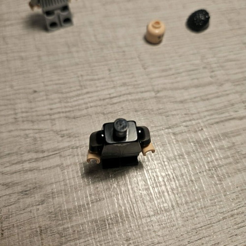 Lego Max Shrek sh0882 and Bruce Wayne sh0884 brand new from set 76252