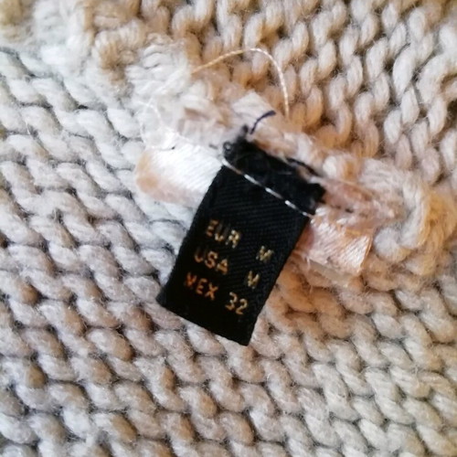 Massimo Dutti cashmere cardigan beige like new, size M