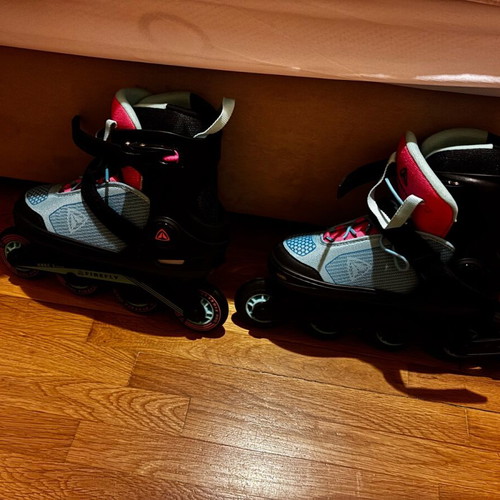 Firefly rollers 37-40 model ILS510G like new
