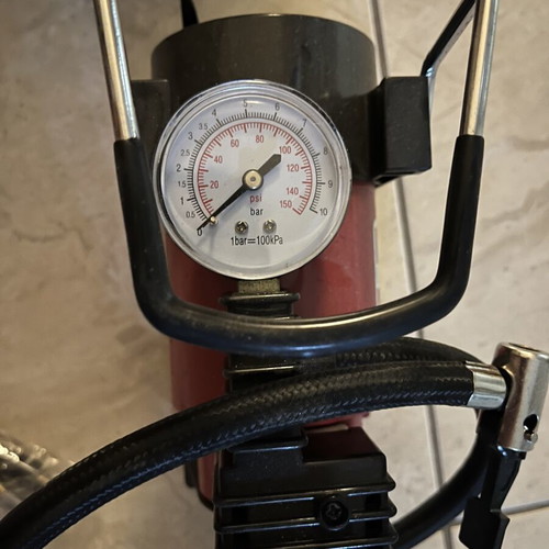 Car Air Compressor like new