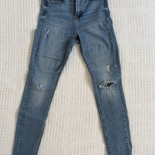 Stradivarius jeans size 36 small like new