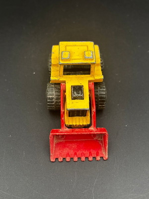 Matchbox Superfast No. 29 Tractor Shovel 1976 like new