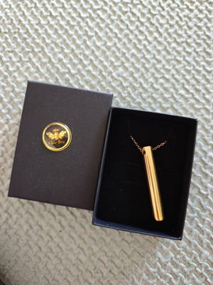 Chic Bee Breathing Necklace new, gold for anxiety relief and quit smoking