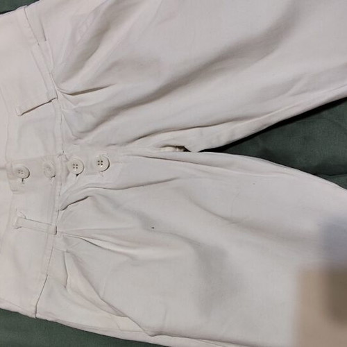 High-waisted white pants with pleats and buttons Zara like new