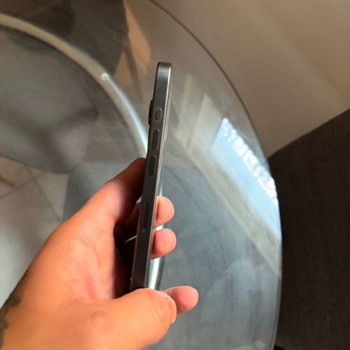 Apple iPhone 15 Pro 256GB black titanium