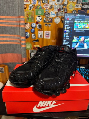 Nike Shox TL sneakers σαν καινούργιο, μέγεθος 44.5, μαύρα