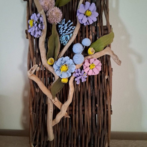 Handmade wall decor new, 20×40cm, with pine cones and driftwood