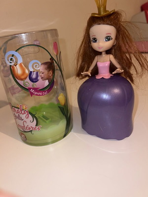 Floraly Girl scented doll used