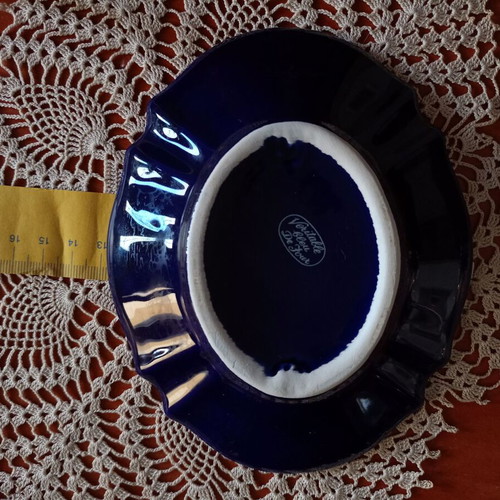 Oval blue vintage plate like new with colorful floral details