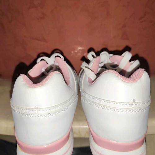 Donnay women's athletic shoes new, size 38, white pink