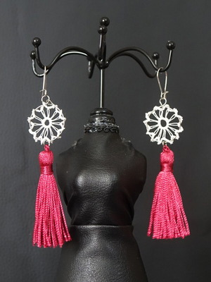 Dreamcatcher earrings new, multicolor