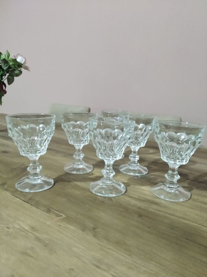 Vitrozax Italy wine glasses set of 6 used