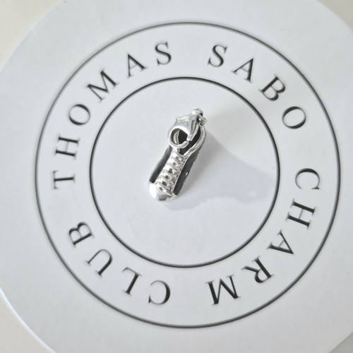 Thomas Sabo Sterling Silver Sneaker Charm with Peace Sign, Black Enamel pendant like new