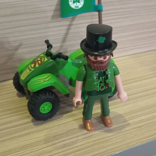 Playmobil fan of Panathinaikos on quadbike like new with team flag