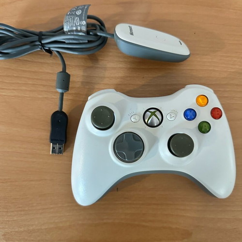 Xbox 360 controller with wireless receiver used, fully functional