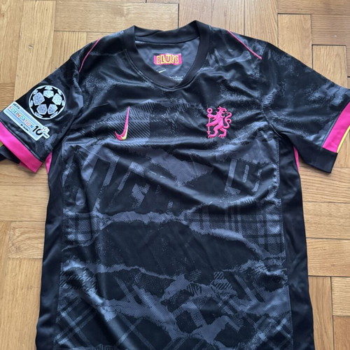 Chelsea jersey, size small