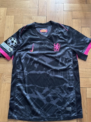 Chelsea jersey, size small