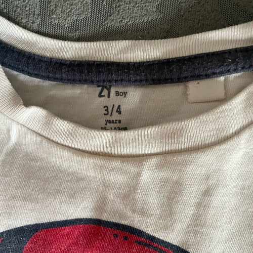 Set of 7 cotton t shirts for 3-4 years like new, Mothercare and H&M