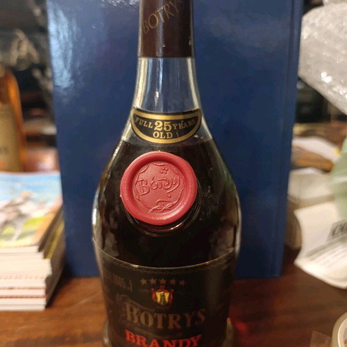 Brandy Botrys 25 Years sealed, collectible vintage